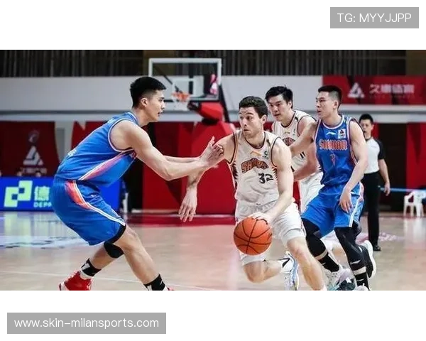 CBA上海队以“青年+经验”策略稳步提升排名