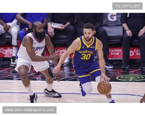 勇士强势反弹，库里再度领军战胜快船